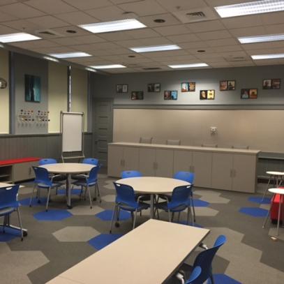Collaboration tables with mobile whiteboards